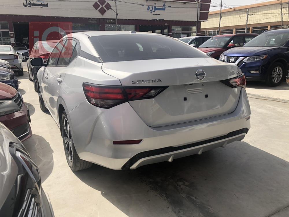نيسان سنترا